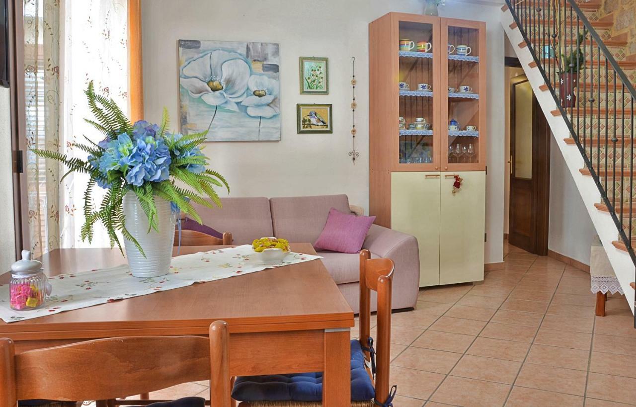 Appartamento Sa Plassa Baunei Luaran gambar